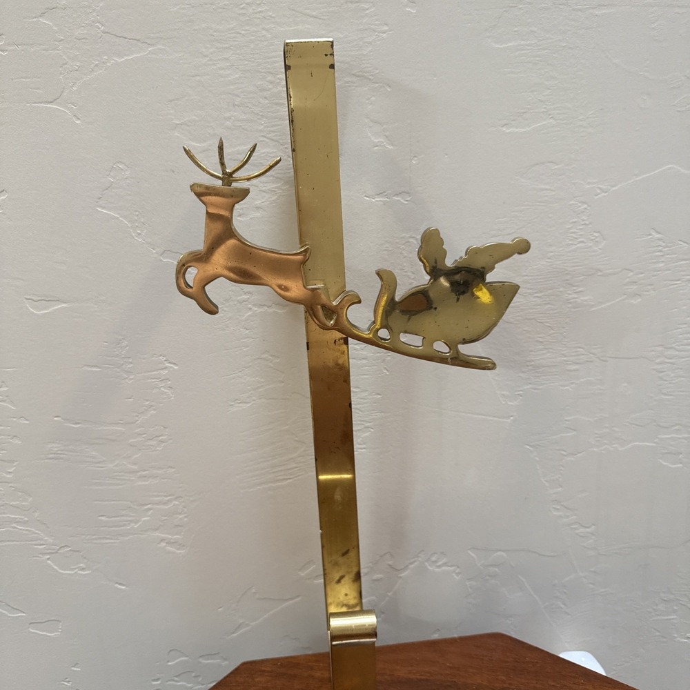 VTG Brass Wreath Hanger Over The Door Reindeer Santa Sleigh Christmas Gold Hook